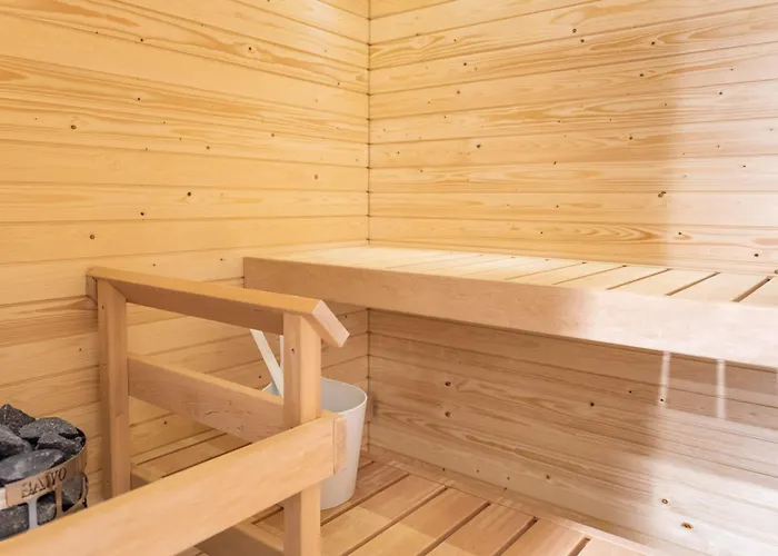 Forenom Serviced Pansio *